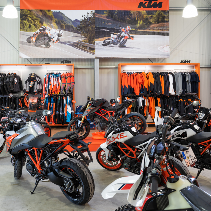 KTM Oberland Store Fotos