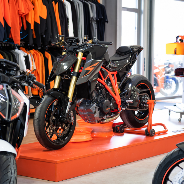 KTM Oberland Store Fotos