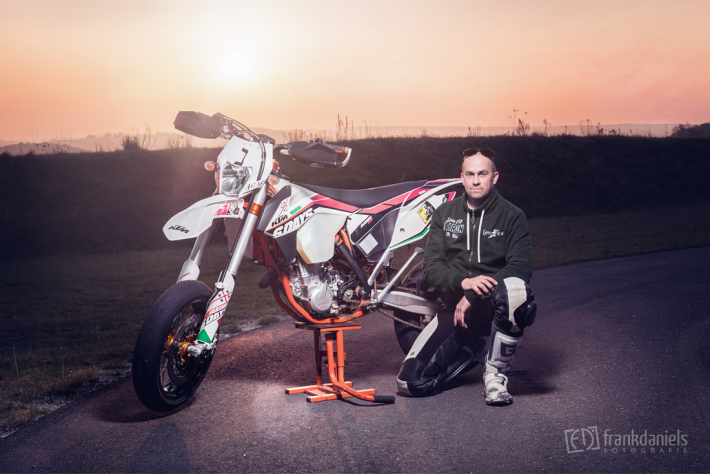 Fotoshooting Motorrad Supermoto Erzgebirgsring