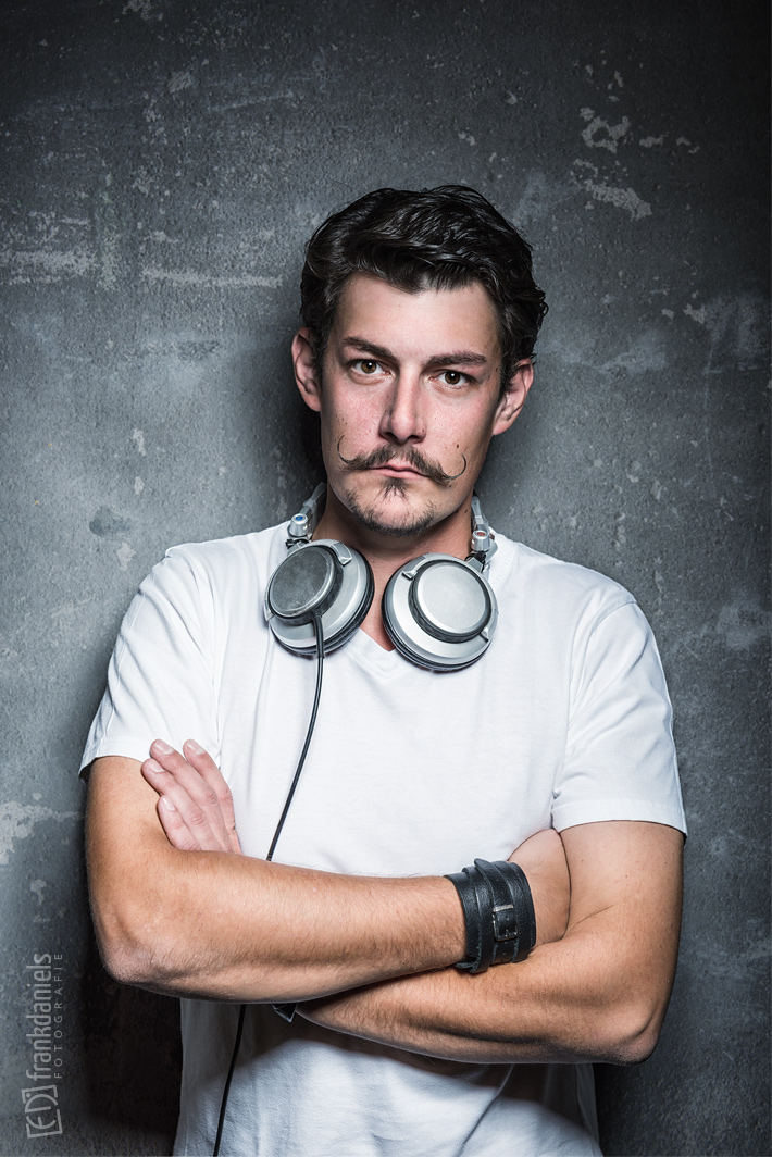 DJ Messo - Cosmic World DJs zu Gast für ein Shooting